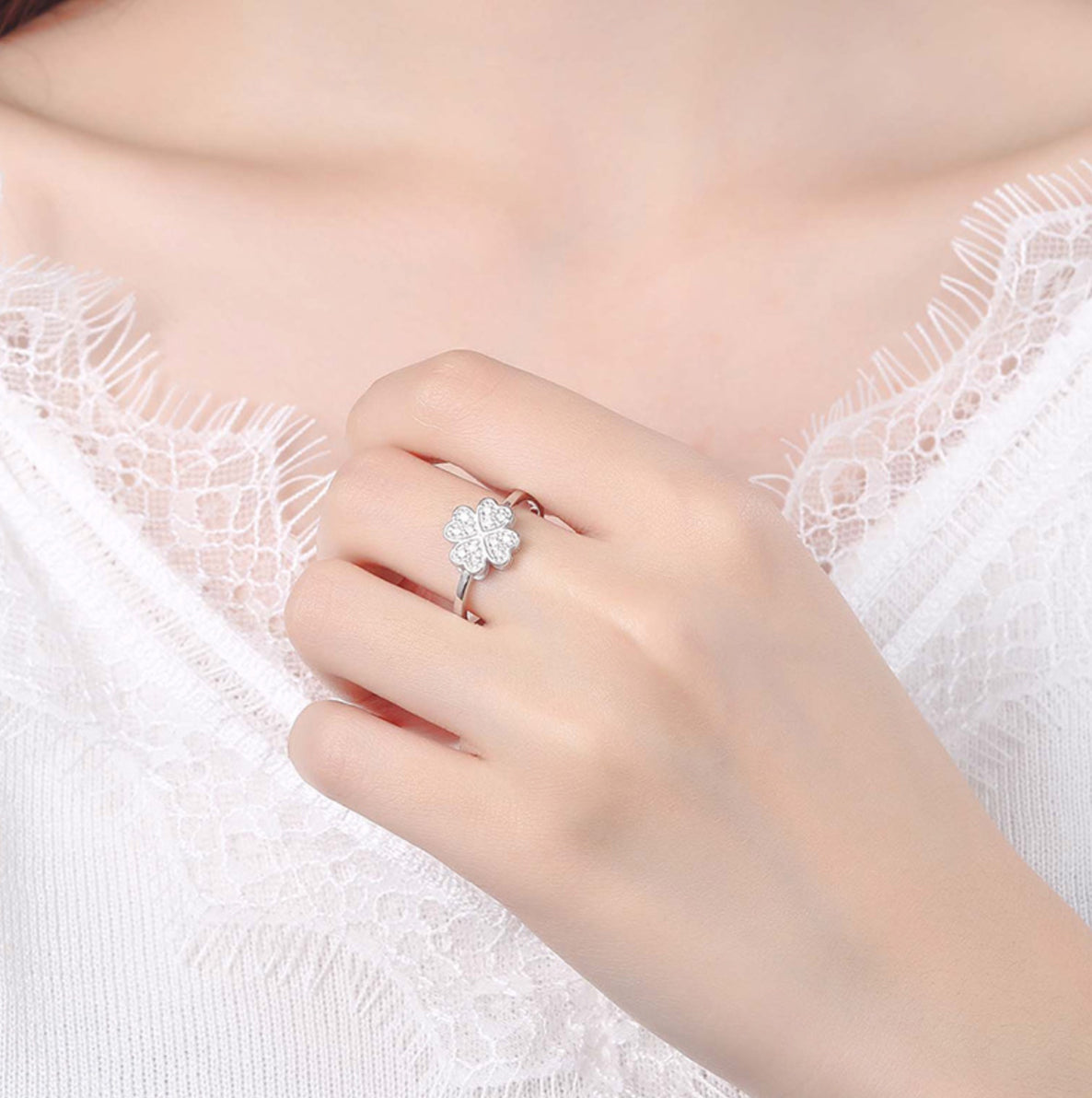 Bague trèfle à quatre coeurs