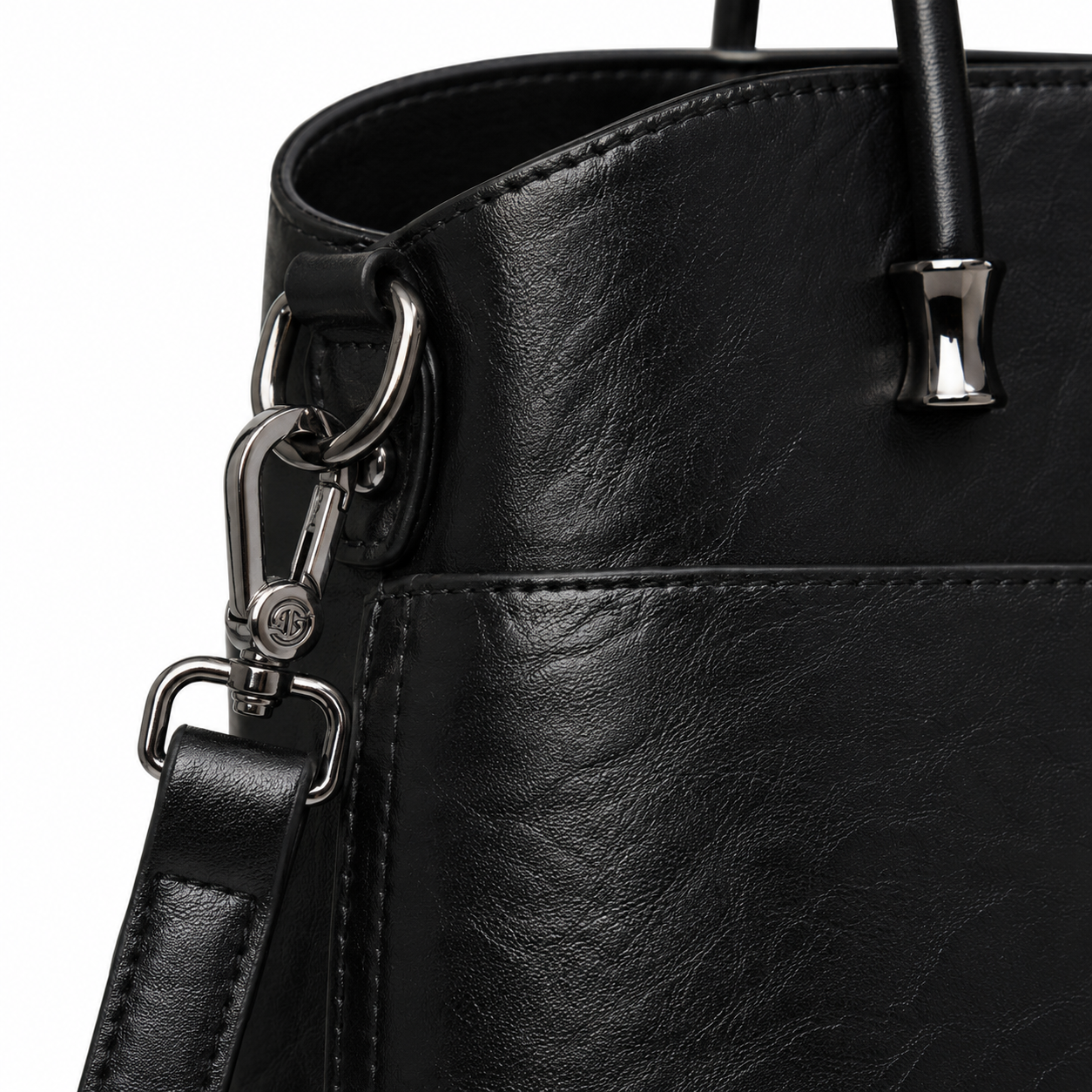 Naomi Bucket Tote