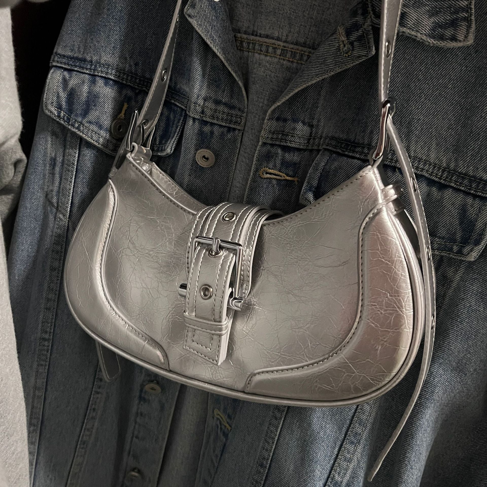 <tc>Sac à bandoulière Esme</tc>