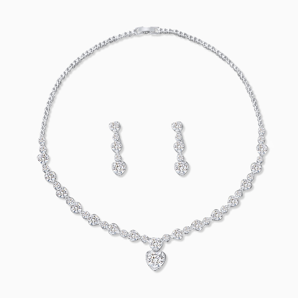 Parure de cœurs en pierres précieuses scintillantes