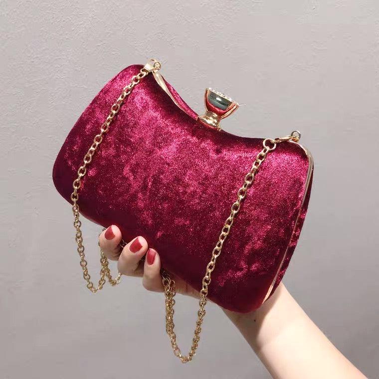 Pochette en velours