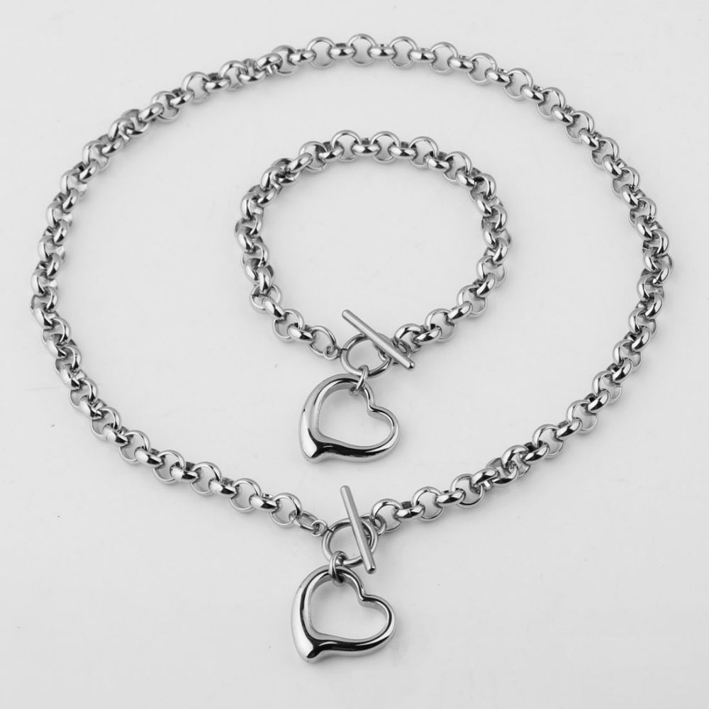 Set de bijoux vintage avec fermoir à bascule et coeur