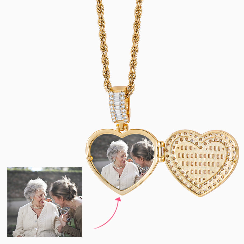 Collier avec photo personnalisée et médaillon en forme de coeur étincelant